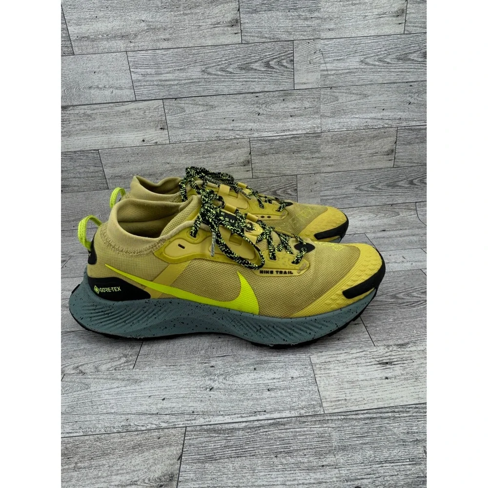 Nike Pegasus Trail Gore Tex Men's Running Shoes Yellow Black DC8793 300 Size 8.5